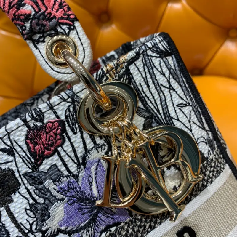 ML30 High Quality Bags - Image 9