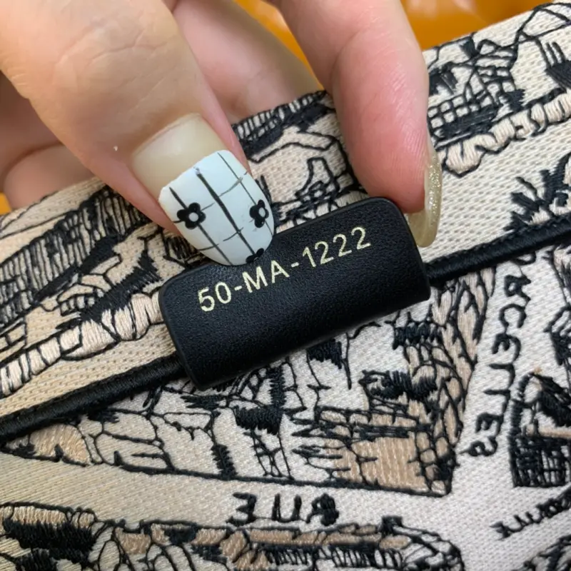 ML158 41cm High Quality Bags - Image 8