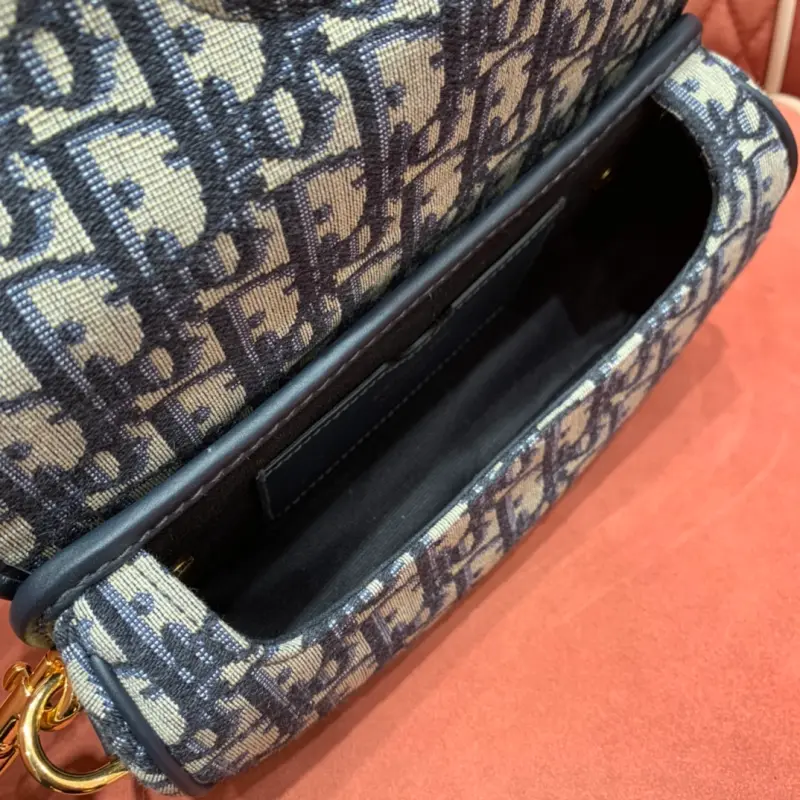 ML117 High Quality Bags - Image 8