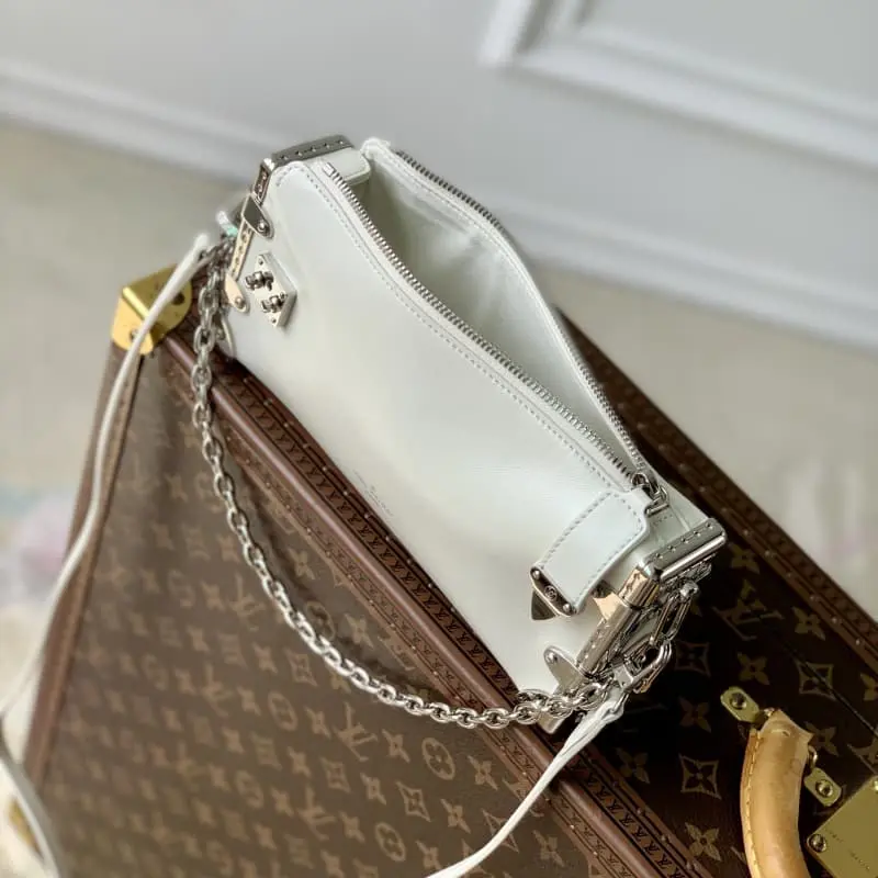 M25445 White 23x12x4cm High Quality Bags - Image 9