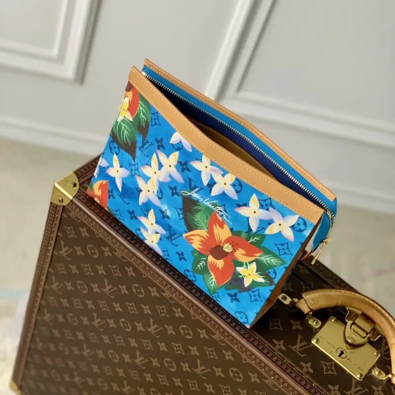 M83465 HH97 2 Blue 27x21x3cm High Quality Bags - Image 9