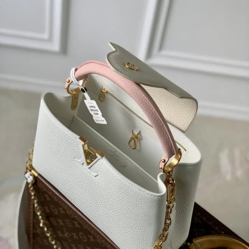 M20708 White with powder 31.5x20x11cm High Quality Bags - Image 10