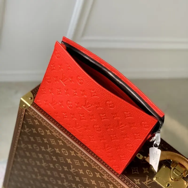 M61692 S7 27x21x6cm High Quality Bags - Image 9