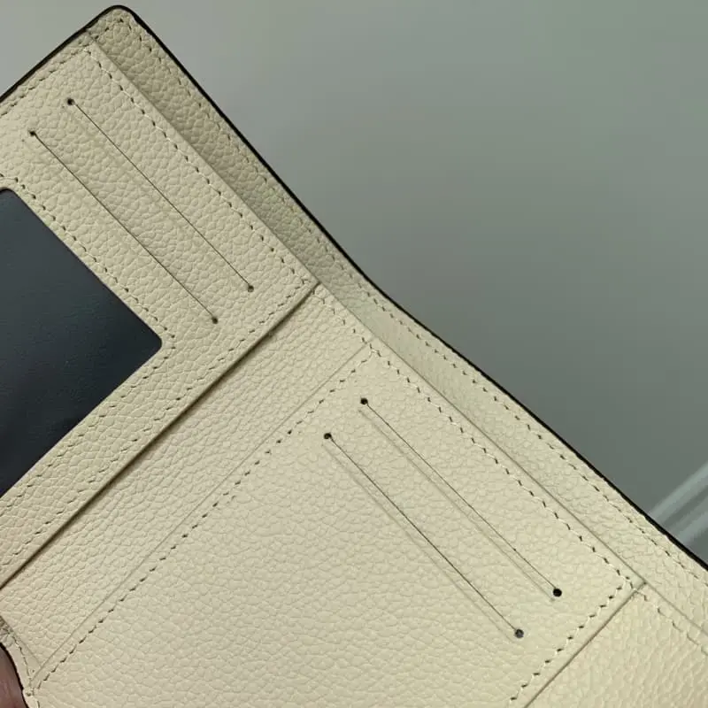 M60688 HH54 Beige High Quality Bags - Image 6