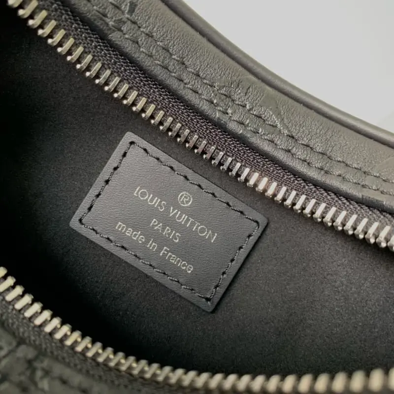 M47066 44x32x23cm High Quality Bags - Image 8