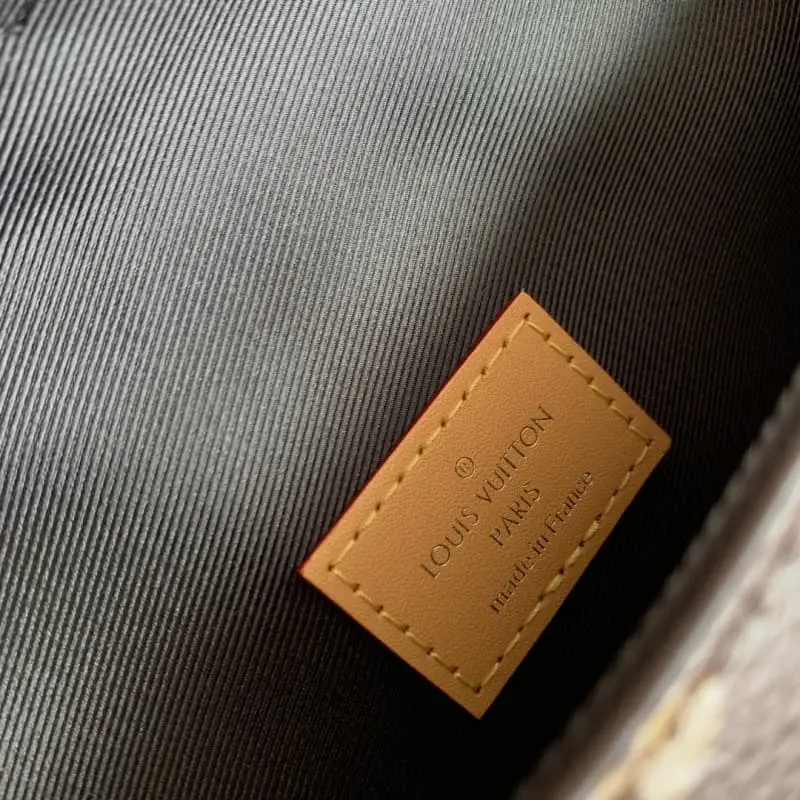 M83566 Presbyopia 19x10.5x6cm High Quality Bags - Image 8