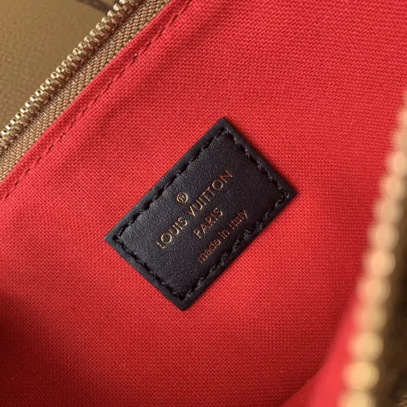 M46823 43x33x18.5cm High Quality Bags - Image 8