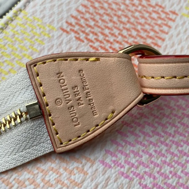 M40642 Pink (red check) 23.5x13.5x4cm High Quality Bags - Image 8