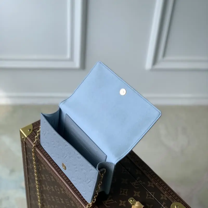 M83233 Blue 22x15x5.5cm High Quality Bags - Image 7