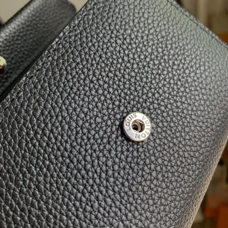 M81740 11x8.5x2cm High Quality Bags - Image 8