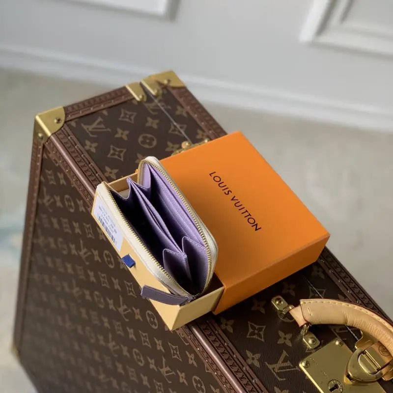 M60574 S2 11x8x1cm High Quality Bags - Image 5