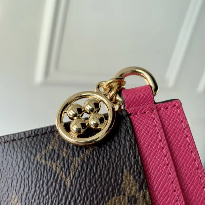 M82739 S4 10.2x7.3x0.3cm High Quality Bags - Image 5