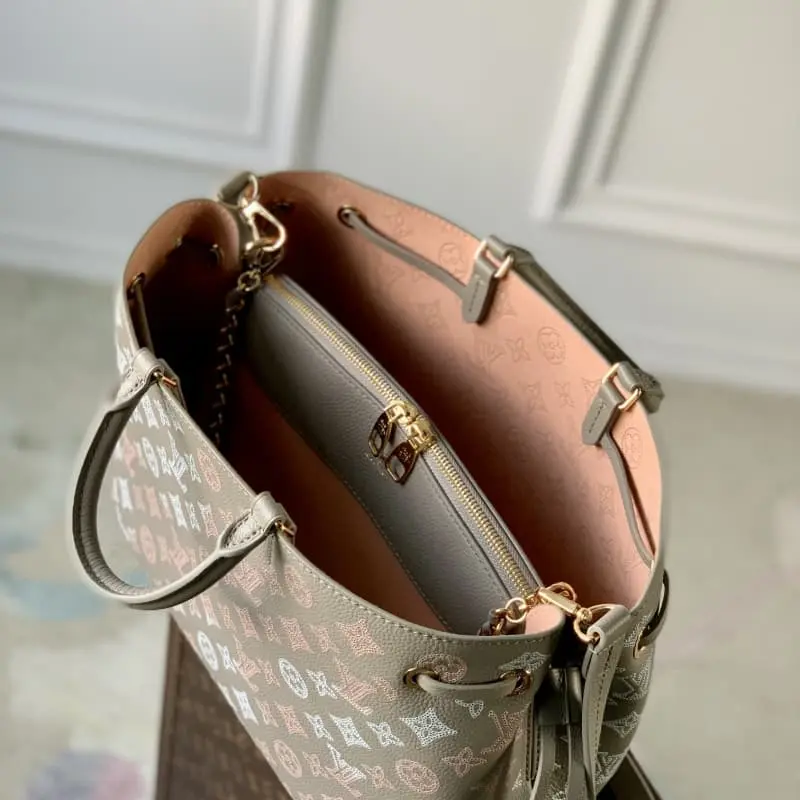 M23395 32x23x13cm High Quality Bags - Image 8