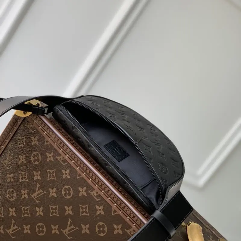 M23835 24.5x16x4.5cm High Quality Bags - Image 8