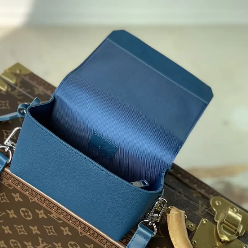 M82804 S2 17.3x12x7cm High Quality Bags - Image 7