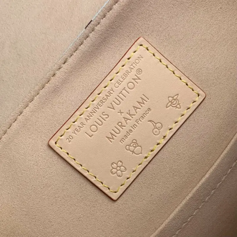 M13081 26x7x24cm High Quality Bags - Image 8