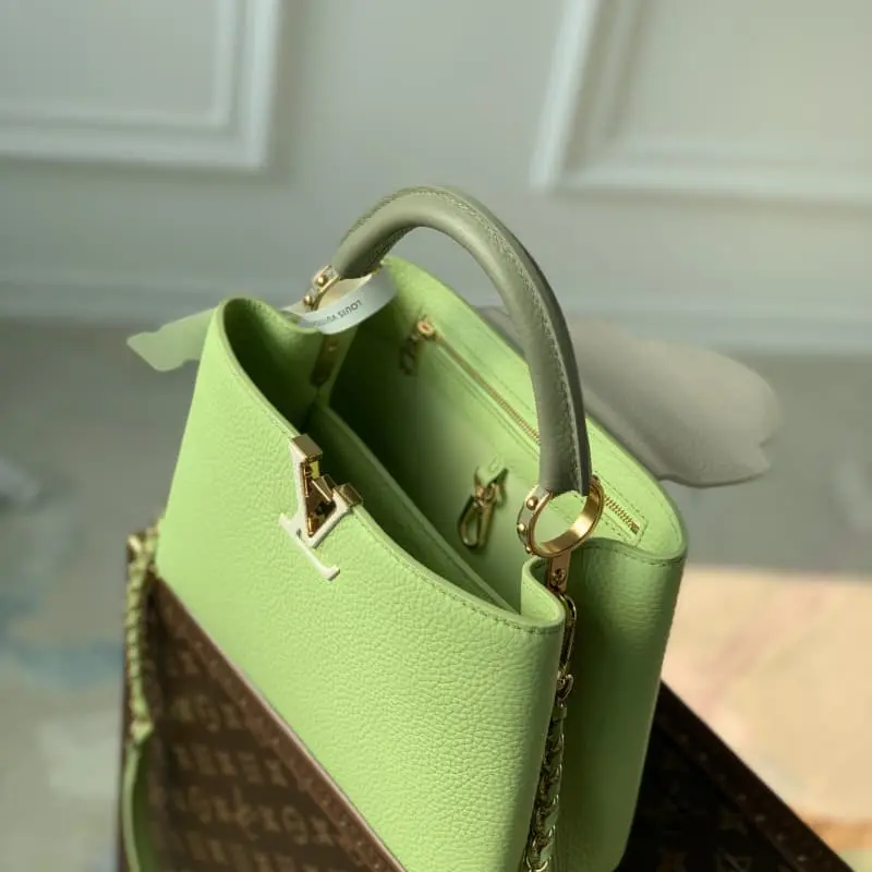 M21689 Green with White 27x18x9cm High Quality Bags - Image 8