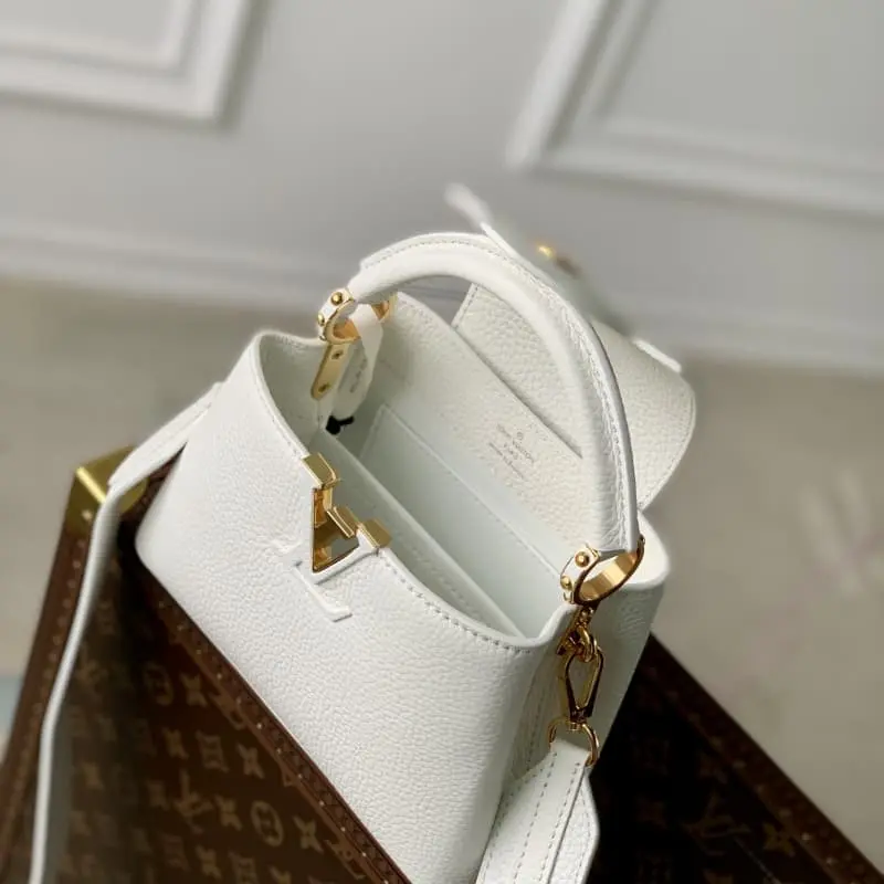 M23456 White 21x14x8cm High Quality Bags - Image 8