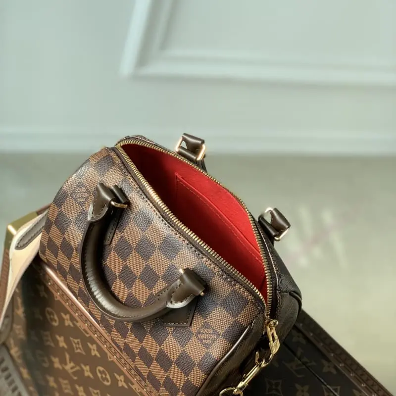 M40489 20.5x13.5x12cm High Quality Bags - Image 8