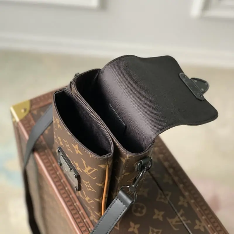 M81522 Presbyopia with leather 12x19x7cm High Quality Bags - Image 8