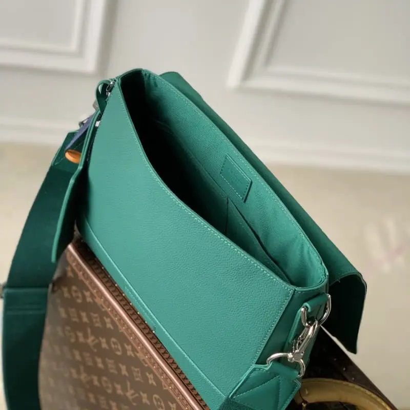 M22505 Green 28x24x10cm High Quality Bags - Image 8