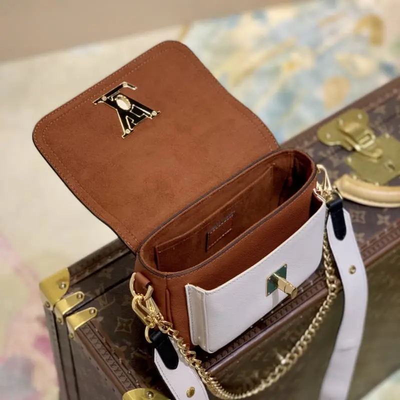 M58557 S1 19x13x8cm High Quality Bags - Image 8