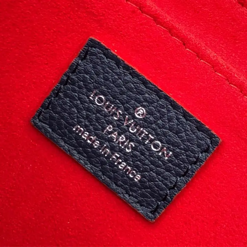 M53197 28x20x11cm High Quality Bags - Image 7