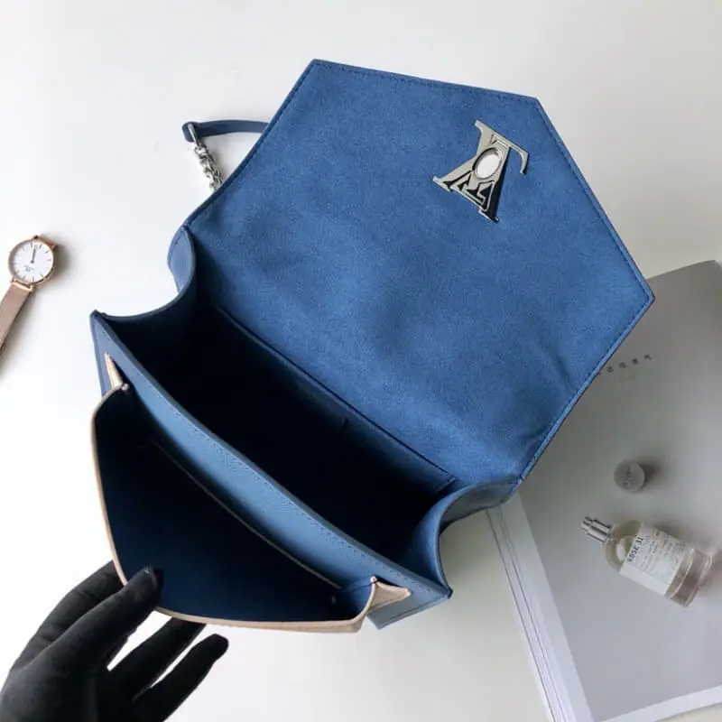 M51415 22.5x17x5.5cm High Quality Bags - Image 8