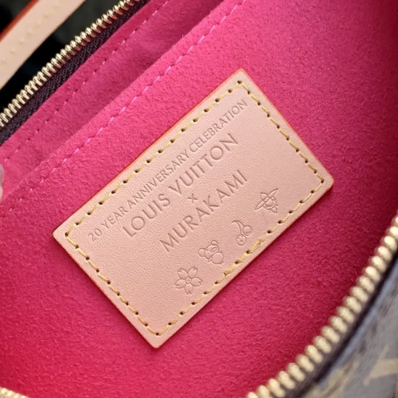 M13440 13x4x22cm High Quality Bags - Image 8