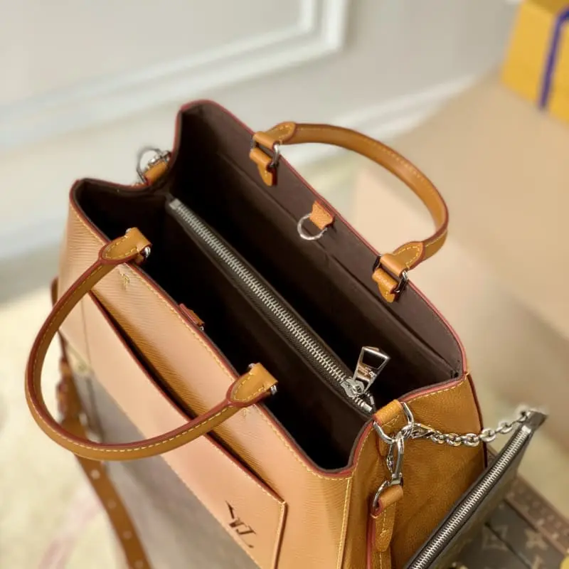 M59953 30x21x13cm High Quality Bags - Image 8