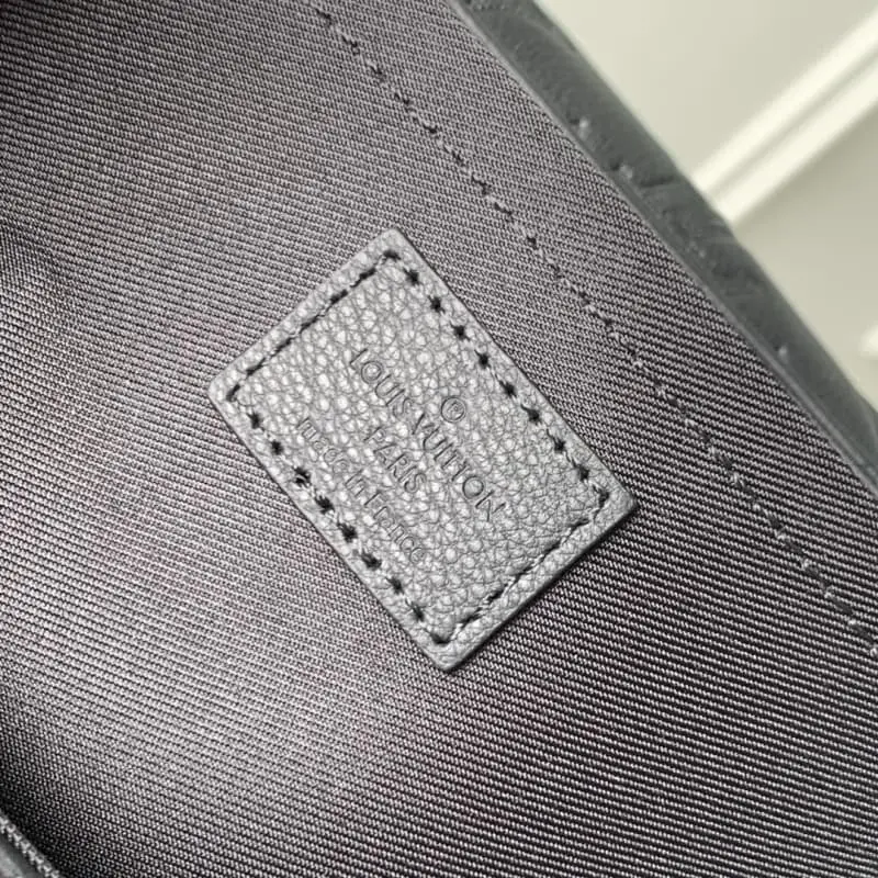 M14874 26.6x17x11cm High Quality Bags - Image 8