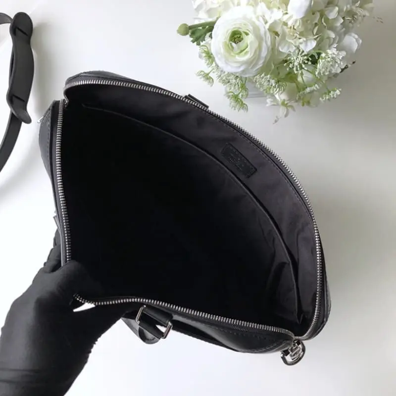 M51689 37x30x6cm High Quality Bags - Image 8