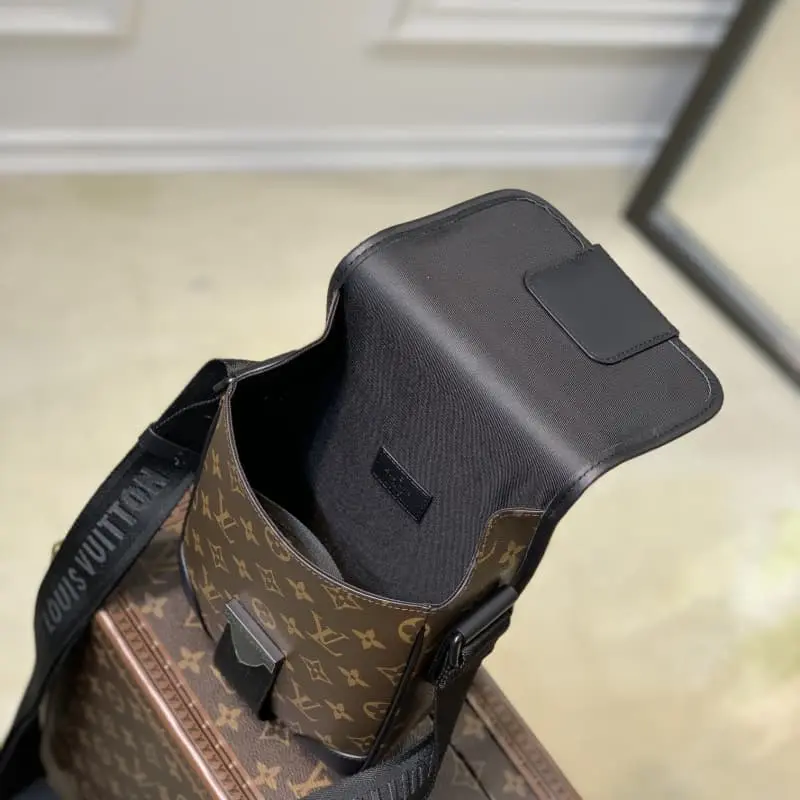 M46442 16x22x7cm High Quality Bags - Image 8