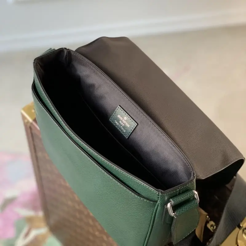 M30861 26x20x7cm High Quality Bags - Image 8