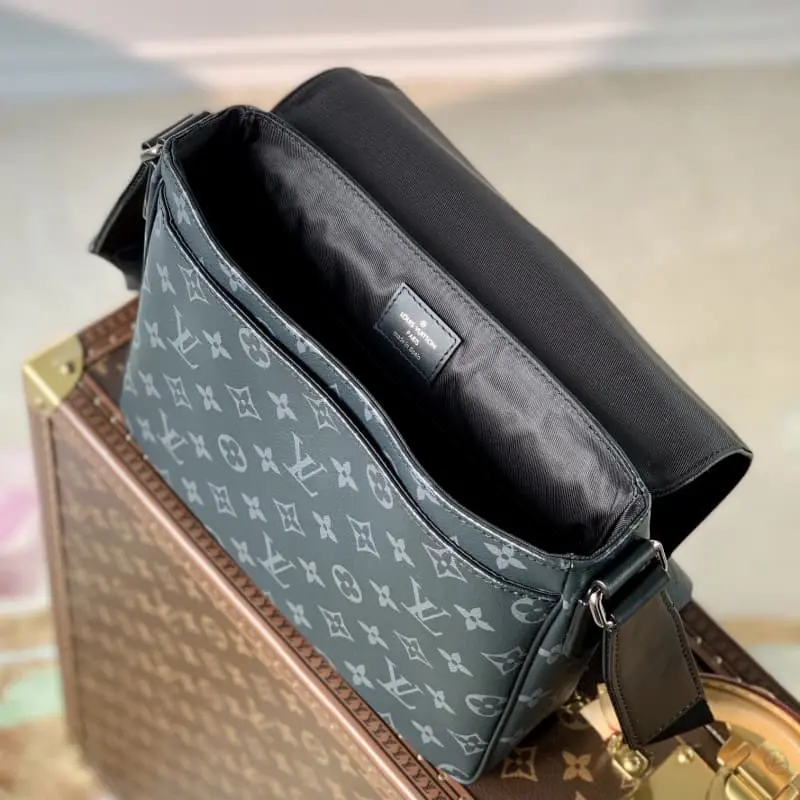 M46255 26x20x7cm High Quality Bags - Image 8