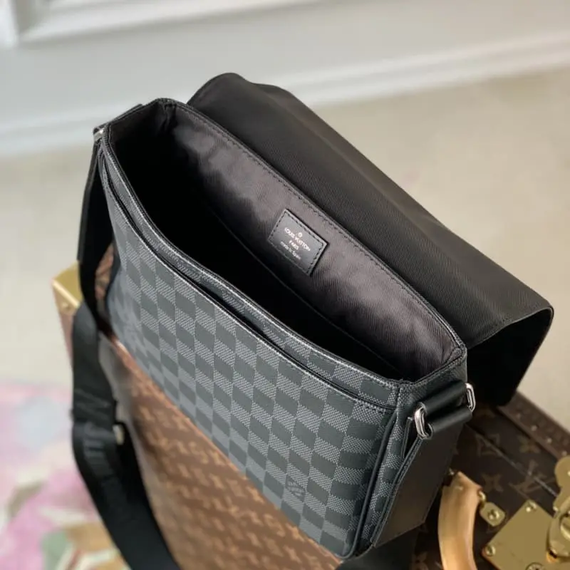 N42710 26x20x7cm High Quality Bags - Image 8