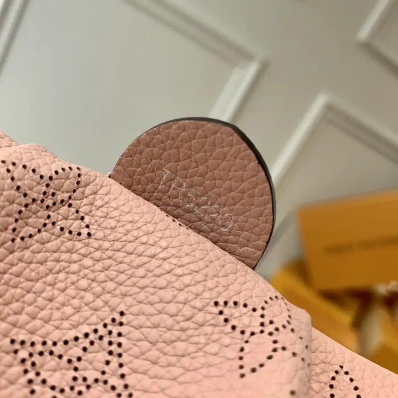 M80092 23x12.5x5cm High Quality Bags - Image 7