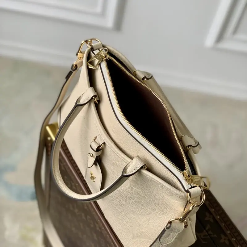 M46503 28x18x8cm High Quality Bags - Image 8