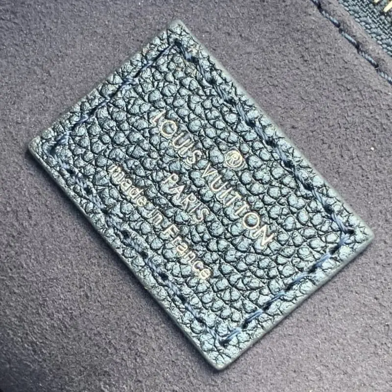 M58956 25x19x11.5cm High Quality Bags - Image 7