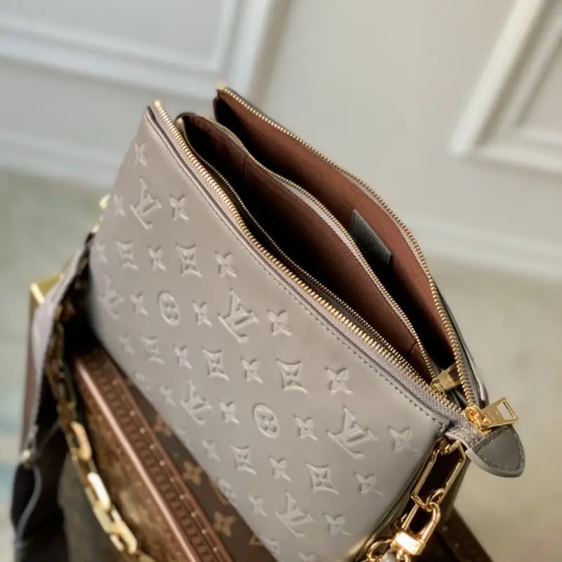 M57791 26x20x12cm High Quality Bags - Image 8