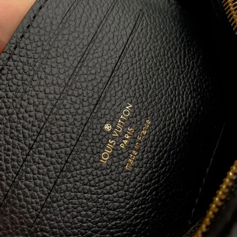 M82210 Black 23.5x12x4.3cm High Quality Bags - Image 8