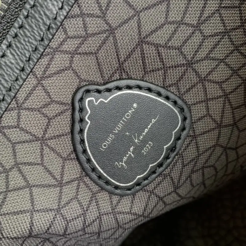 M46434 43x34x17.5cm High Quality Bags - Image 8