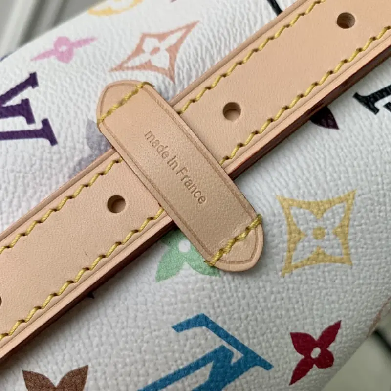 M13661 24x12x29cm High Quality Bags - Image 8