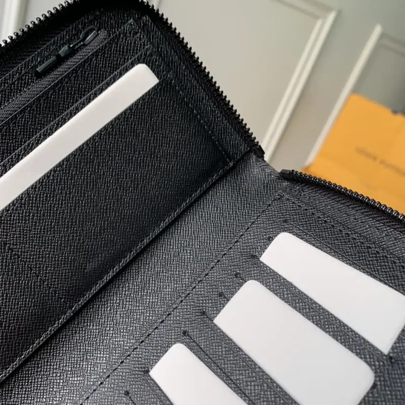 M81933. Zipper 10x20x2cm High Quality Bags - Image 8