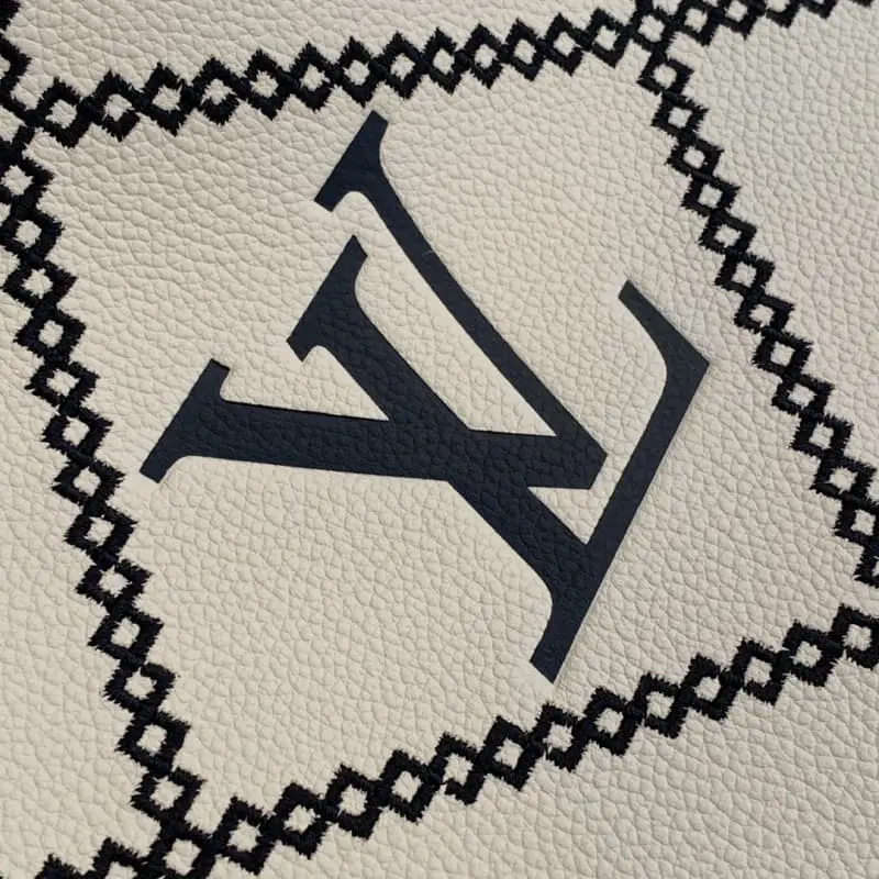 M46016 35x27x14cm High Quality Bags - Image 7