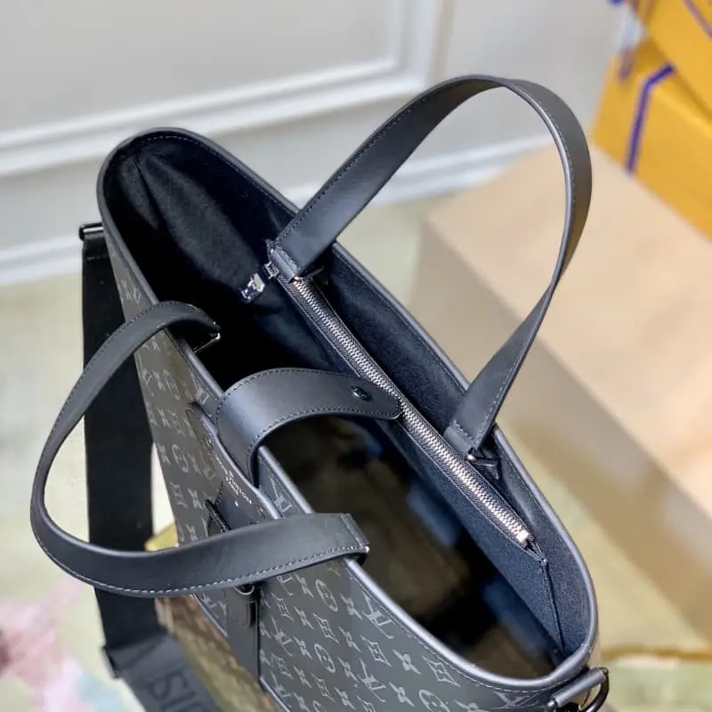 M45914 38x37x13cm High Quality Bags - Image 8