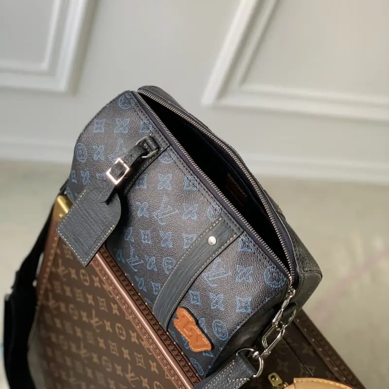 M46339 27x17x13cm High Quality Bags - Image 7