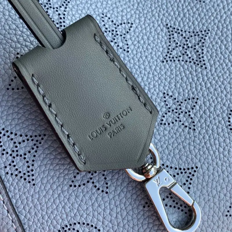 M54350 S1 23x21x13cm High Quality Bags - Image 6