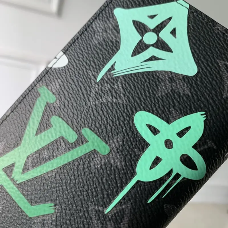 M81846 Graffiti Green 10x19x2cm High Quality Bags - Image 8