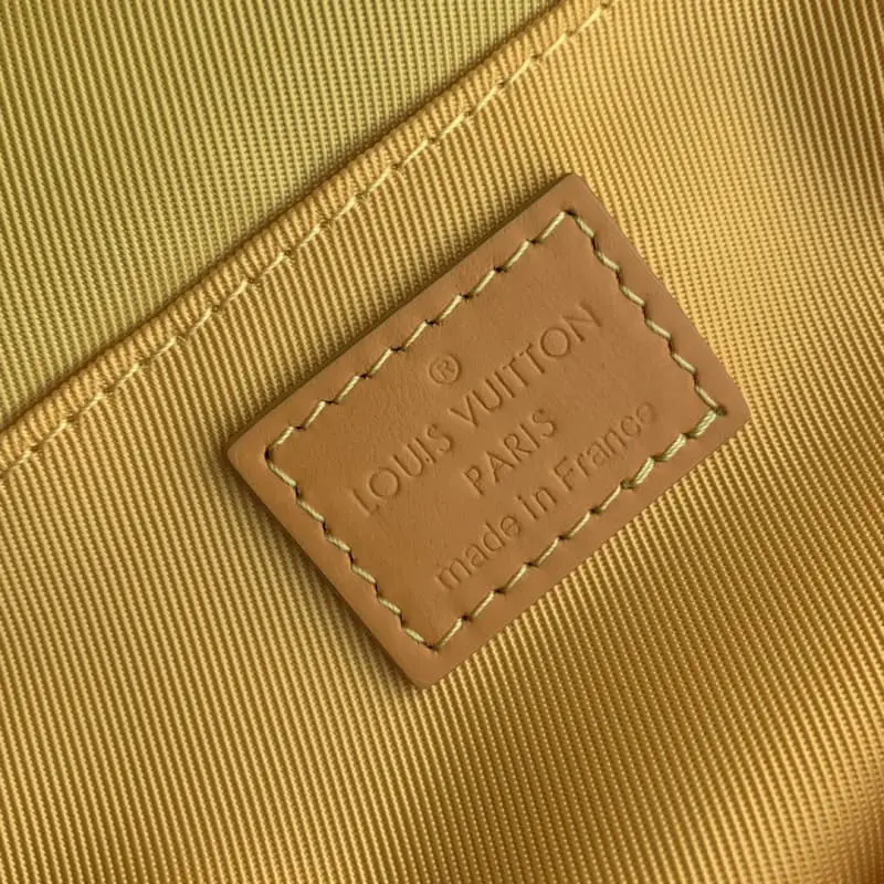 M12694 17x7x20cm High Quality Bags - Image 8